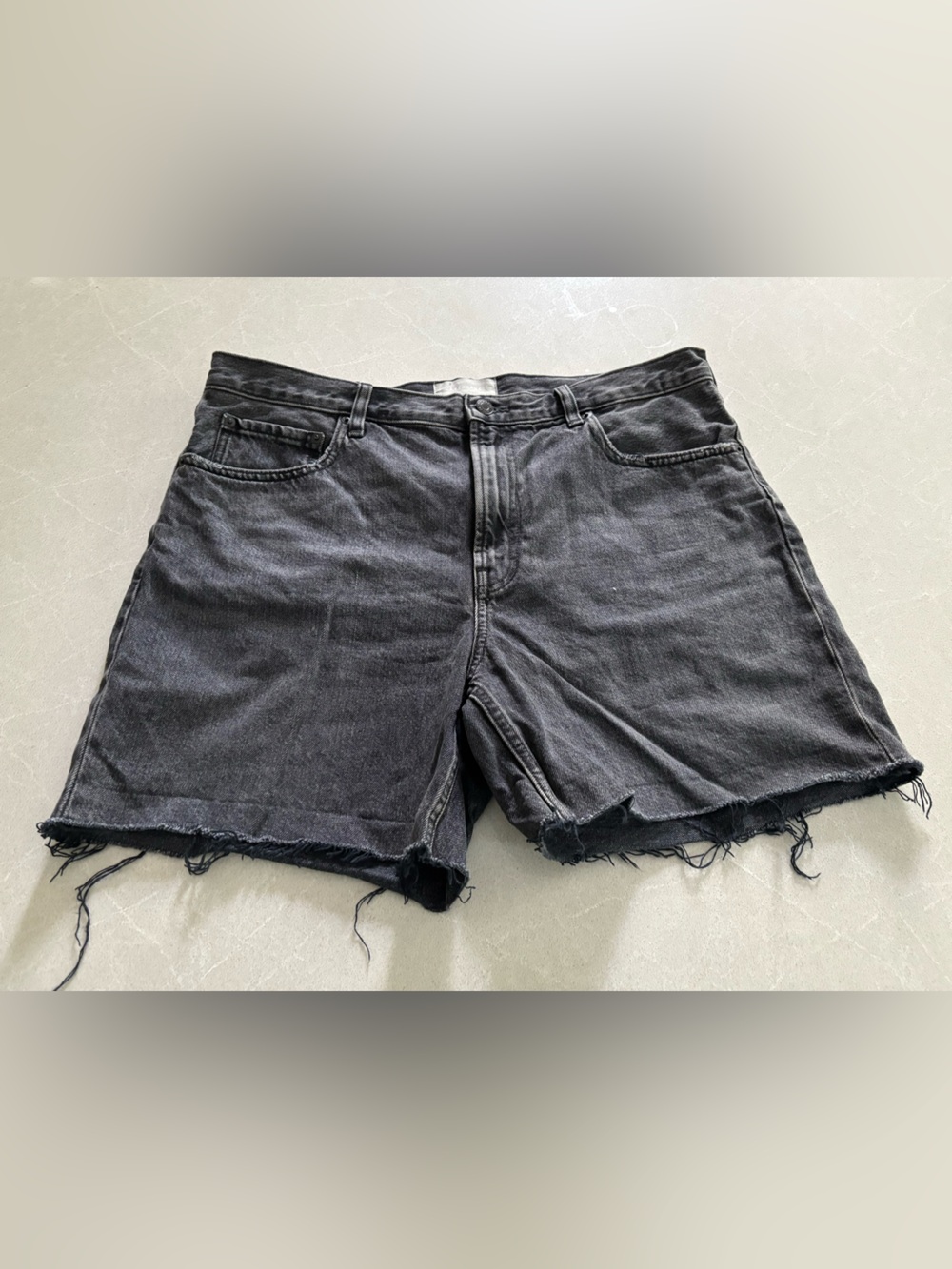 Everlane High Rise Organic Cotton Frayed Edge Denim Shorts Washed Black Size 32